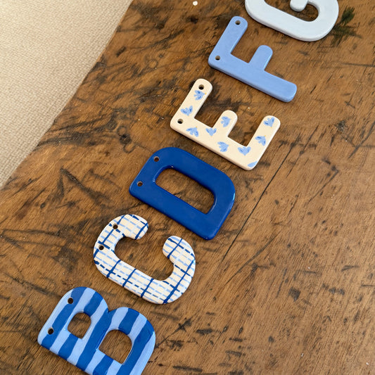 Les lettres-Bleues