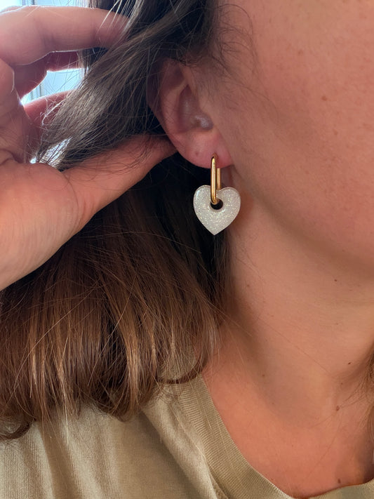 Boucles d'oreille en résine